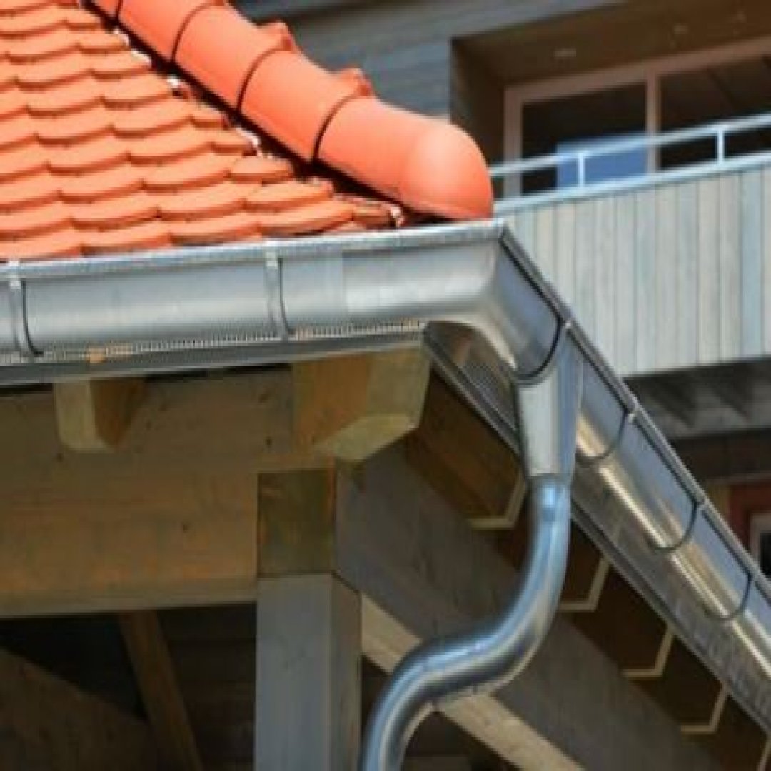 couverture en tuile rouge NOMSOCIETE